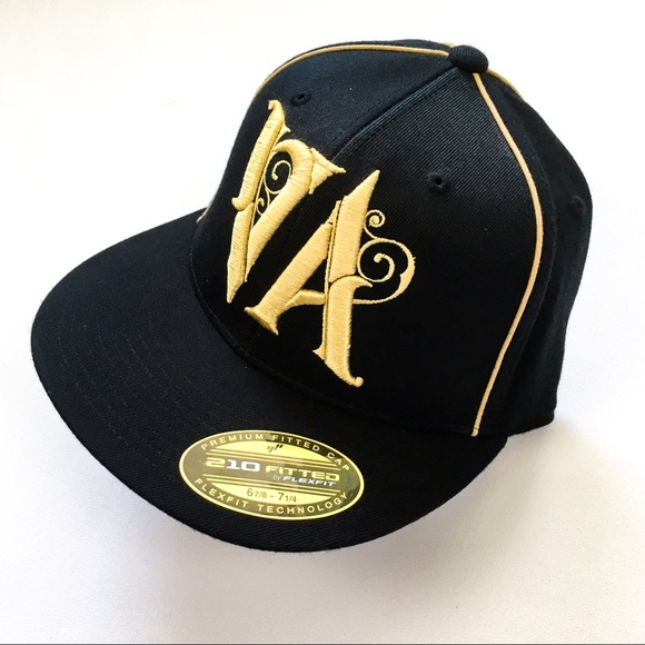 RVCA Hat - LIKE NEW! - Picture 1 of 5